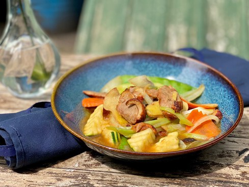 Ginger And Onion Duck Stir-Fry